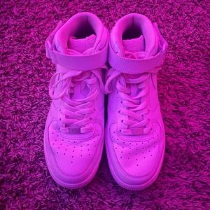 Nike Air Force 1’s Mid